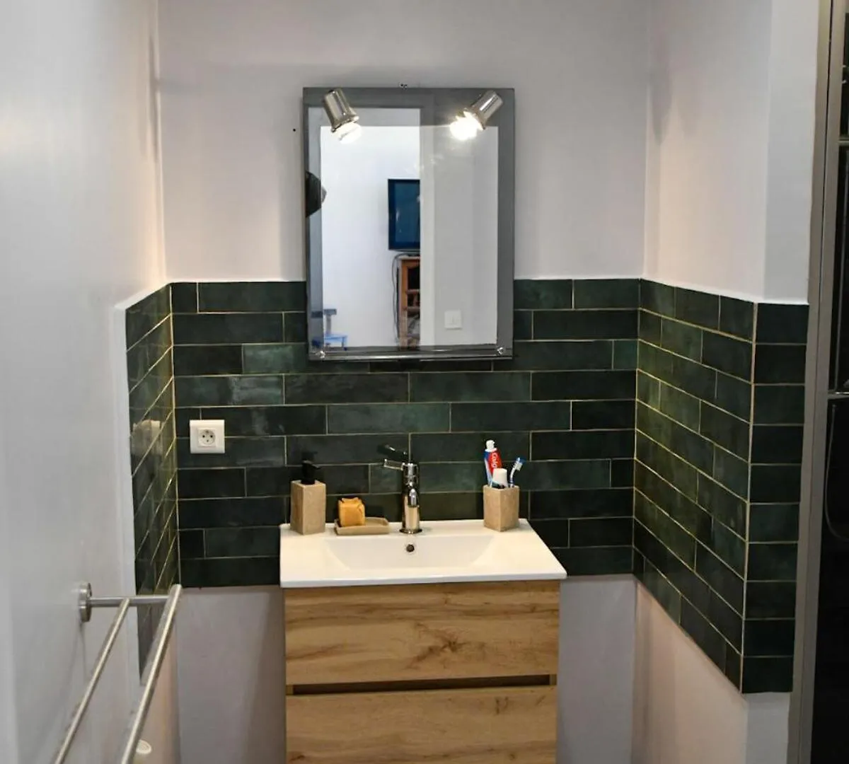 Appartement Pour 7 Personnes Dans Une Maison Du Xviiieme Siecle A Livinhac-Le-Haut Apartamento